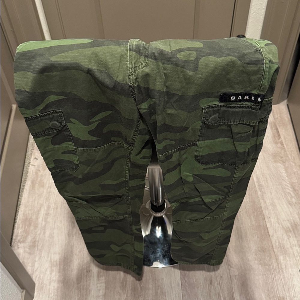 Oakley Green Camouflage Pants